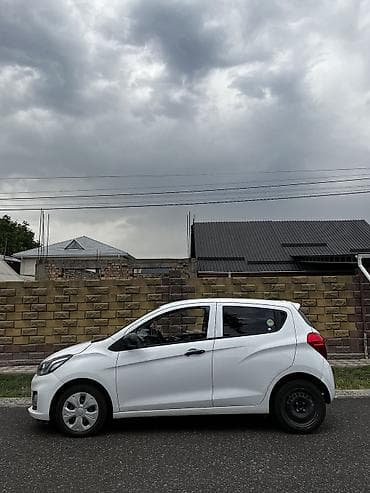 Продажа авто: Chevrolet Spark: 2019 г., Автомат, Бензин, Хэтчбэк — 5