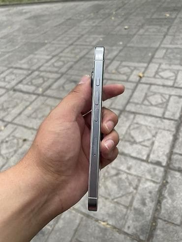 IPhone 16 Pro, 256 ГБ, Белый, Чехол, 88 % — 4