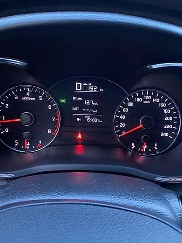 Kia Cerato: 2018 г., 1.6 л, Автомат, Бензин, Седан — 2