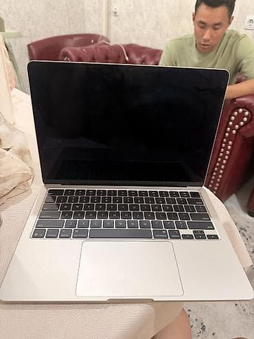 Ноутбуки Apple (MacBook): Ультрабук, Б/у, Apple M4, ОЗУ, RAM: 16 ГБ — 2