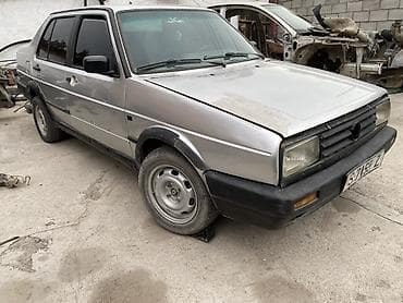 Унаа сатуу: Volkswagen Jetta: 1989 г., Кол менен иштөөчү, Бензин, Седан — 4