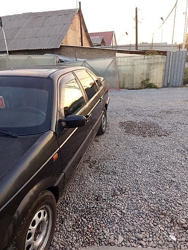 фолксфаген венто: Volkswagen Vento: 1993 г., 2 л, Механика, Бензин, Седан — 2