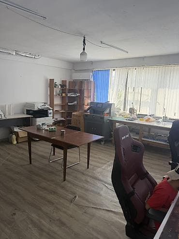 дом долгосрочный: Аренда офисов, 60 м², В частном доме — 3