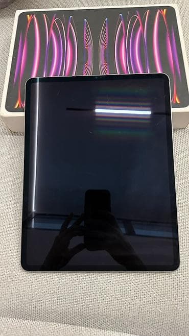 ipad 8th gen: Планшет, Apple, память 256 ГБ, 12" - 13", 5G, Б/у, Классический цвет - Серый — 3