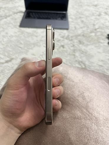 galaxy z fold: IPhone 16 Pro, Б/у, 256 ГБ, Защитное стекло — 5