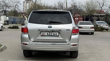 сколько стоит яхта: Toyota Highlander: 2013 г., 3.5 л, Вариатор, Гибрид, Внедорожник — 6