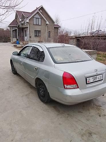 машины на механике: Hyundai Elantra: 2002 г., Механика, Бензин, Седан — 3