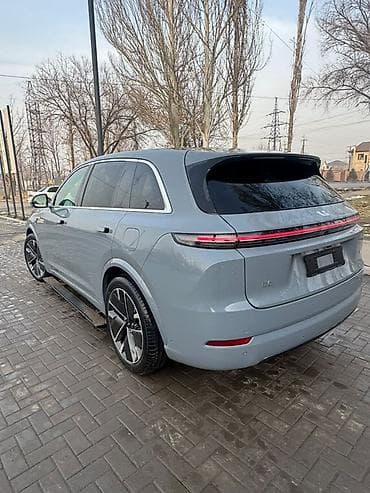 купить китайский внедорожник: Lixiang L7: 2025 г., 1.5 л, Автомат, Гибрид, Кроссовер — 7
