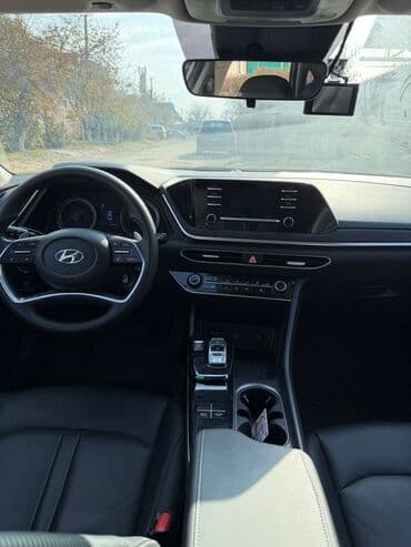 передвижной дом: Hyundai Sonata: 2021 г., 2 л, Автомат, Газ, Седан — 17