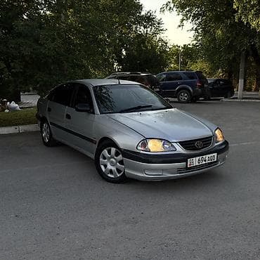 Toyota: Toyota Avensis: 2002 г., 1.8 л, Автомат, Бензин, Лифтбек — 1