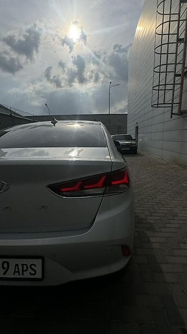 какую машину можно купить за 15000 долларов: Hyundai Sonata: 2021 г., 2 л, Автомат, Газ, Седан — 8