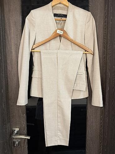 Толстовки, худи: Элегантный брючный костюм ZARA Basic в светлом благородном оттенке — 2