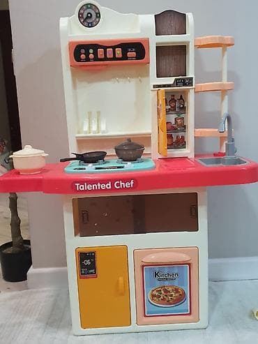 Игровые комплексы: Продаётся детская кухня в хорошем состоянии. Самовывоз район Моссовет — 1