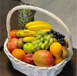 сколько стоит заказать мишку на день рождения: Фруктовые корзинки на заказ!!! — 1