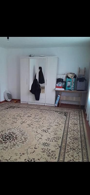 дом барачной: 65 м², 4 комнаты, Без подселения — 6