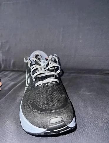 дешовые веши: Original li Ning 
Новый 
Размер 40,5 — 4