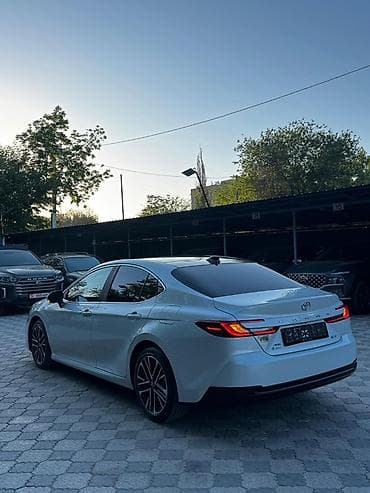 Продажа авто: Toyota Camry: 2025 г., 2.5 л, Автомат, Бензин, Седан — 3