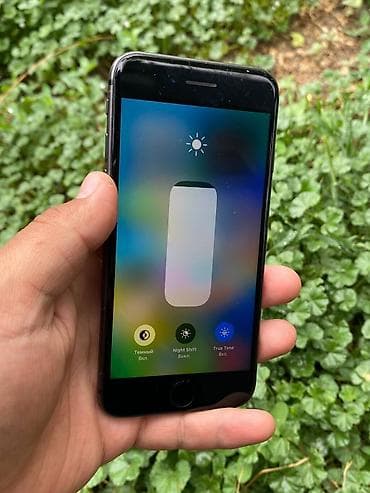 айфон 8 талас: IPhone 8, Б/у, 64 ГБ, Desert Titanium, Чехол, 63 % — 7