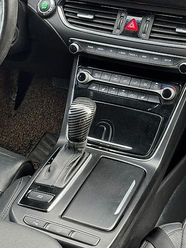 byd e2: Hyundai Grandeur: 2018 г., 3 л, Автомат, Газ, Седан — 4