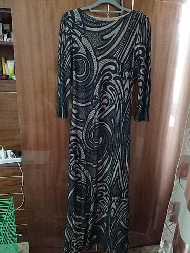 Платье вечернее 44-46 ткань стрейч