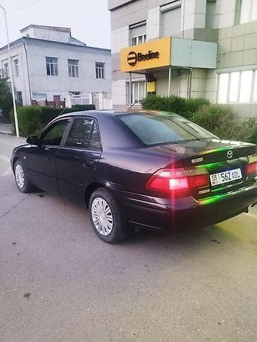 Унаа сатуу: Mazda 626: 1998 г., 2 л, Кол менен иштөөчү, Бензин, Седан — 1