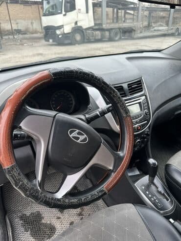 шины бу бишкек оптом: Hyundai Solaris: 2014 г., 1.4 л, Автомат, Бензиновая, Седан — 8