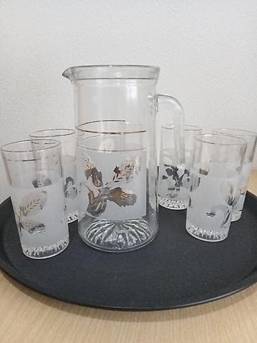 Продаю стаканы разного вида. Шесть стаканов и кувшин ёмкостью 1,2 at lalafo.kg Продаю стаканы разного вида. Шесть стаканов и кувшин ёмкостью 1,2
