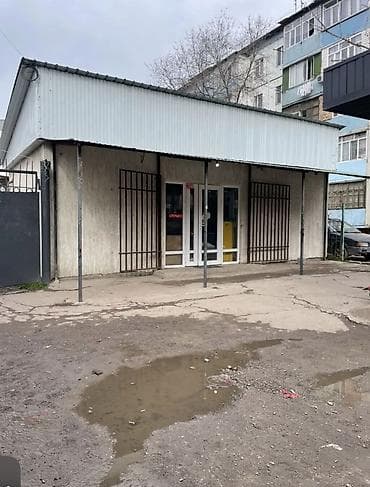 гараж на аренду: Срочно продается магазин с собственным участком Участок на красной — 8