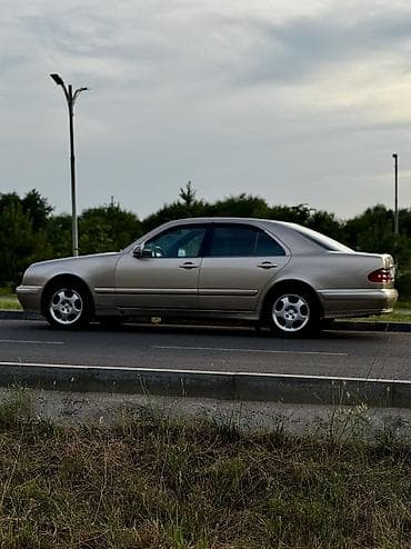 e2 byd: Mercedes-Benz E-Class: 2000 г., 2 л, Механика, Газ, Седан — 8