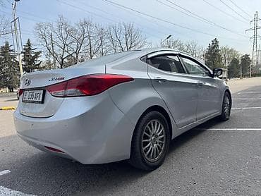 не агентство: Hyundai Avante: 2012 г., 1.5 л, Автомат, Бензин, Седан — 4
