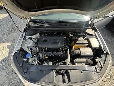 daewoo centra: Hyundai Avante: 2018 г., 1.6 л, Автомат, Бензин, Седан — 7