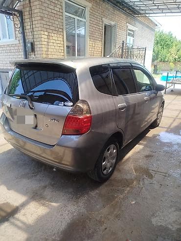 Транспорт: Honda Fit: 2004 г., 1.3 л, Автомат, Бензин, Хэтчбэк — 3