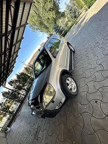 300 000: Honda CR-V: 2004 г., 2 л, Автомат, Бензин, Кроссовер — 3