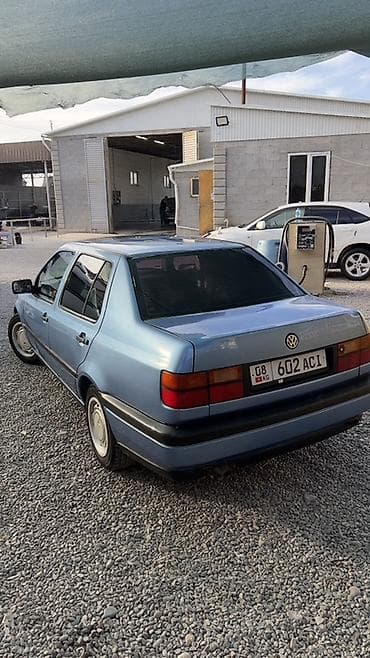matiz diska: Volkswagen Vento: 1993 г., 1.8 л, Механика, Газ, Седан — 4