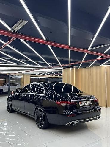 скутер с бензином: Mercedes-Benz E-Class: 2021 г., 2 л, Бензин, Седан — 2