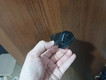 страйкбольные пистолеты: Продаю разные страйкбольные запчасти. Пружина м130 новая, резинка хопа — 1