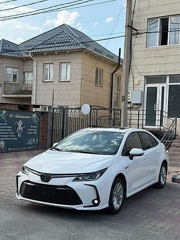 coroll: Toyota Corolla: 2021 г., 1.8 л, Вариатор, Гибрид, Седан — 3