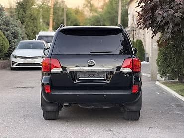 тоята ленд крузер 200: Toyota Land Cruiser: 2013 г., 4.6 л, Автомат, Газ, Внедорожник — 5