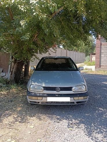 Volkswagen Golf: 1993 г., 1.8 л, Механика, Бензин, Хэтчбэк — 5