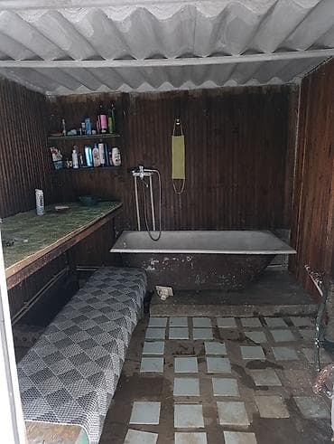 Дома: Срочно Продаётся небольшой но, уютный дом в центре Новопокровки, по — 5