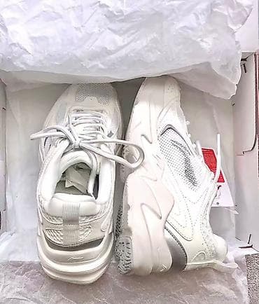 foot patch: Белые кроссовки lining, размер 40, полностью новый — 2