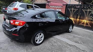 Chevrolet Cruze: 2019 г., 1.4 л, Автомат, Бензин, Седан — 2