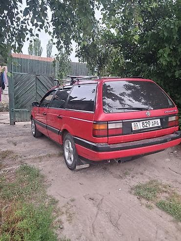 Volkswagen Passat Variant: 1992 г., 1.8 л, Механика, Бензин, Универсал — 5