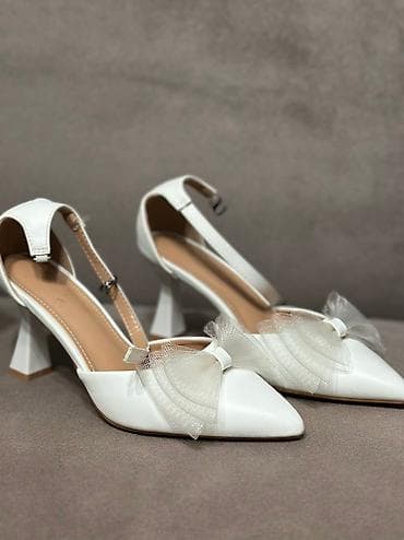 Туфли, 37, Б/у, цвет - Белый, Самовывоз, Платная доставка