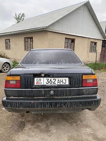 Volkswagen: Volkswagen Jetta: 1990 г., Механика, Бензин, Седан — 2