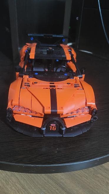 Спорт жана хобби: Конструктор-техник Bugatti Chiron (оранжевый) – детализированная — 2