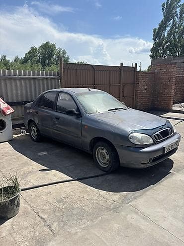 Daewoo Lanos: 2007 г., 0.9 л, Механика, Бензин, Седан at lalafo.kg Daewoo Lanos: 2007 г., 0.9 л, Механика, Бензин, Седан