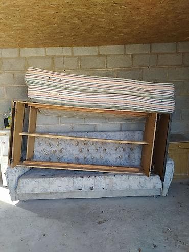 Офис эмереги: Продаю диван и кровать в хорошем качестве все советское — 1