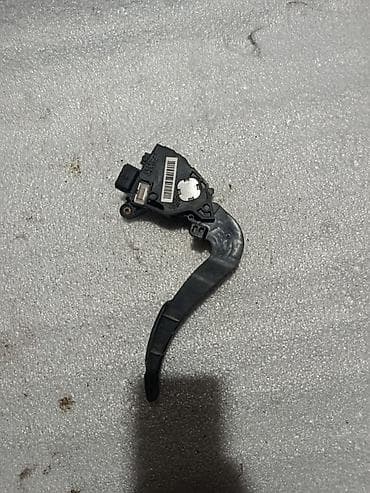 прибор степ: Педаль акселератора в сборе (электронная, «e-gas») для Renault. - — 2