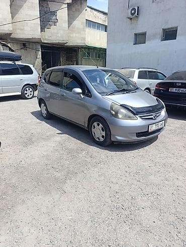 Продажа авто: Honda Fit: 2003 г., 1.3 л, Автомат, Бензин, Хэтчбэк — 1